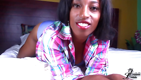 I am sucking my pussy in this sexy amateur solo porn