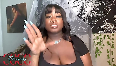 Incredible tattooed beauty gets naked on the webcam video