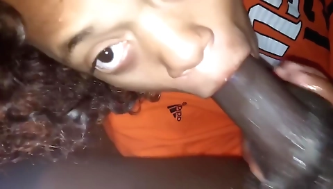 Amateur mature 18+ ebony girl gets deepthroat and blowjob