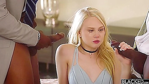 Young Girl Tries Threesomes With Two Bbc - Lily Rader