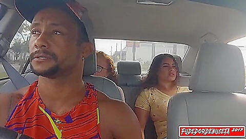 Uber Apronta Com Passageiras As Levando Pro Mato Eliane Fur