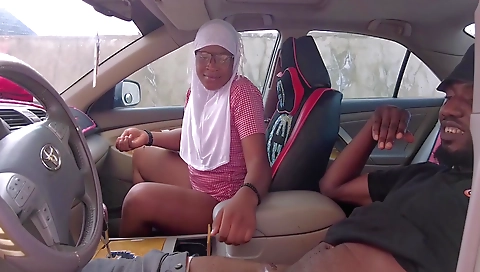 Uber driver seduces a college girl and takes her in his car